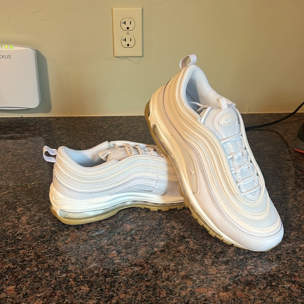 Nike Air Max White Gum Size 11